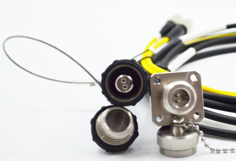 O-2/4型光纜連接器組件